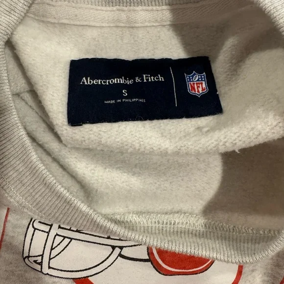 Kansas City Chiefs Abercrombie & Fitch Gray Chiefs Crewneck Sweater - Picture 3 of 4